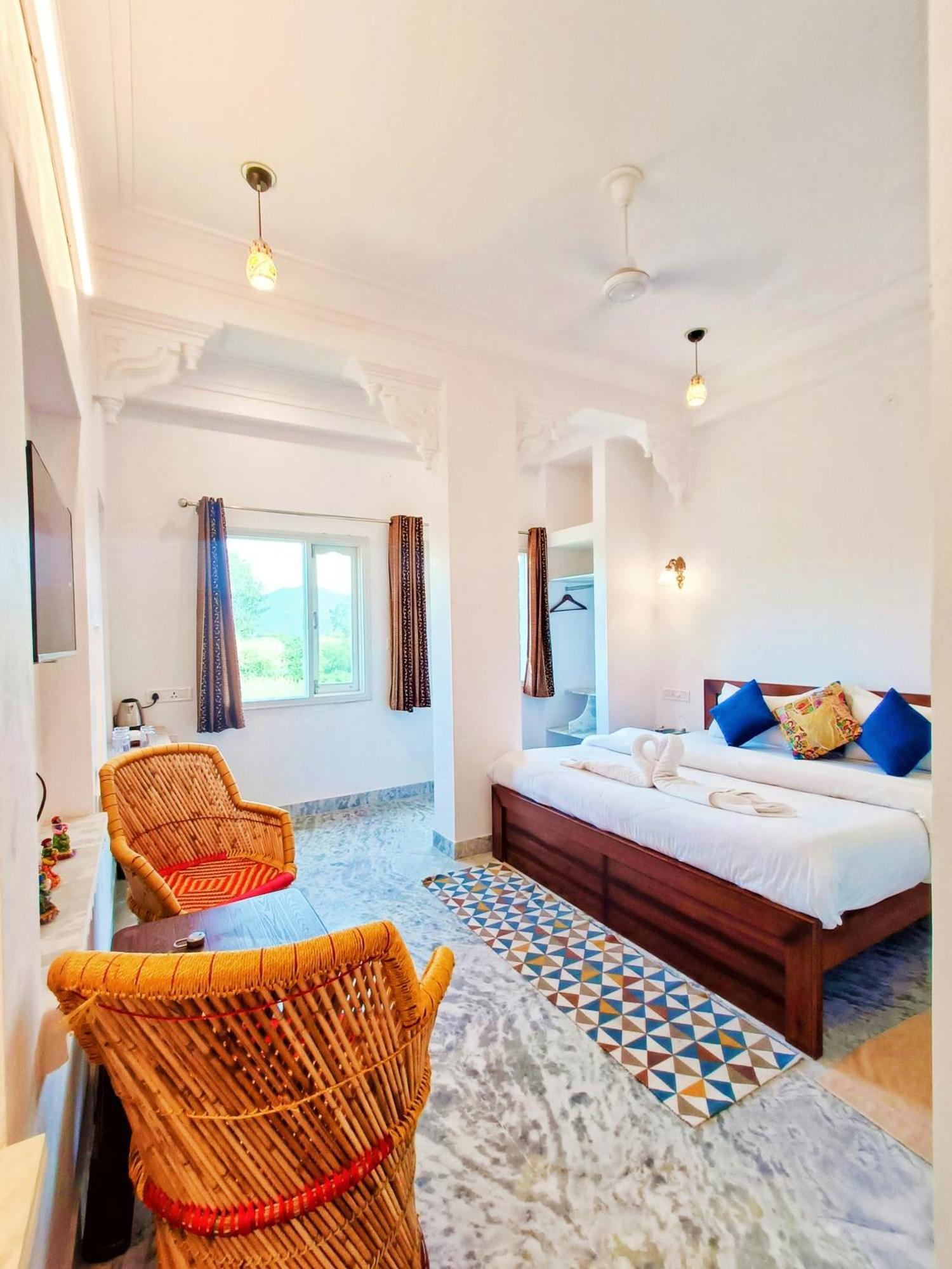 Готель Prakash Ji'S Haveli -Luxurious Lakeside Retreat- Удайпур Номер фото